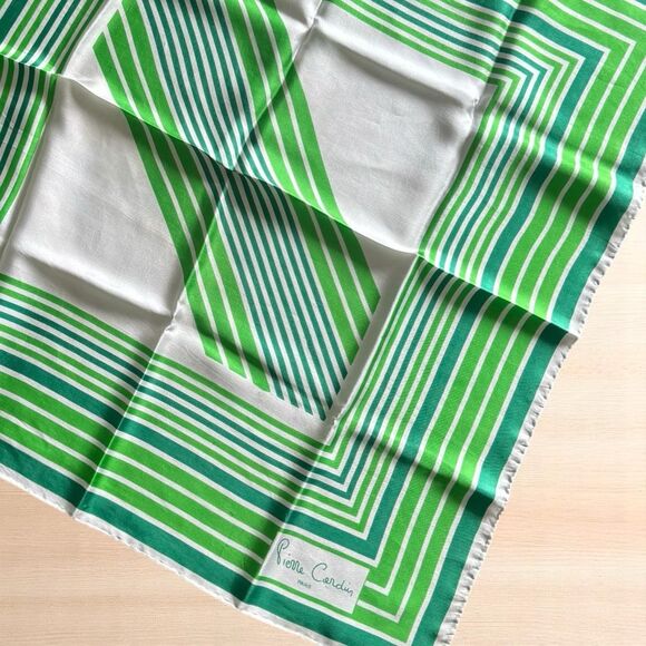 Pierre Cardin 1960’s Mod Retro 100% Silk Scarf - Picture 6 of 7